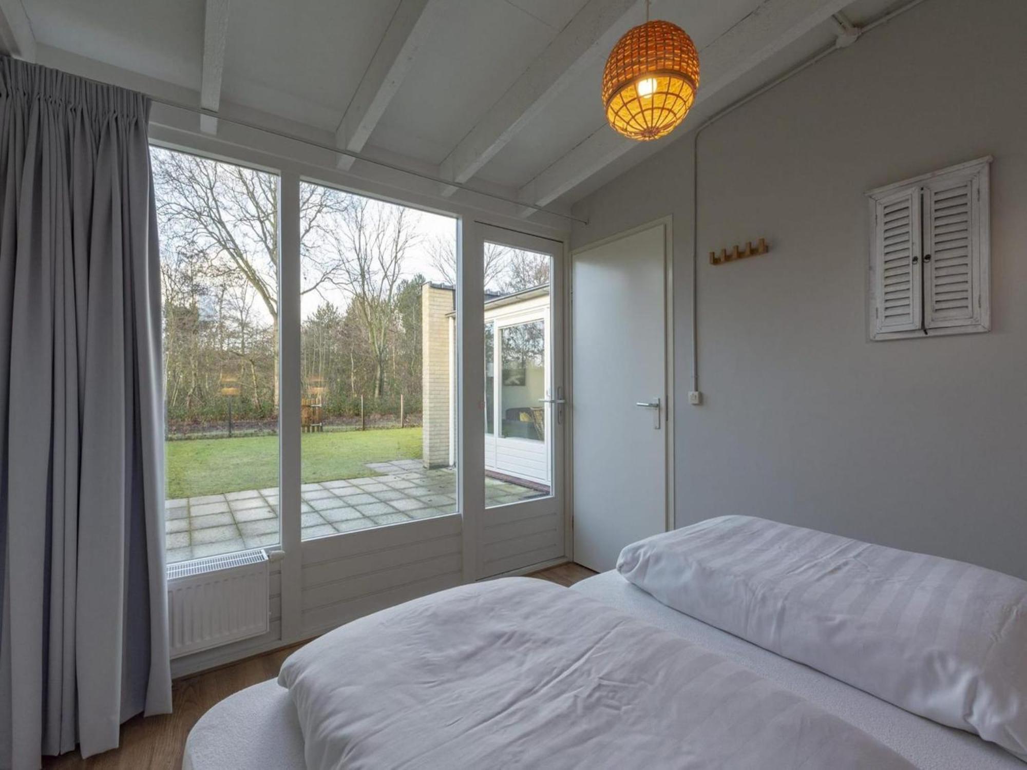 Cozy Bunglow With Garden Sint Maartensvlotbrug Εξωτερικό φωτογραφία